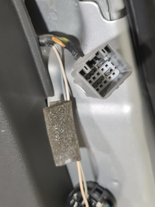 Porte avant gauche FORD FOCUS 2 PHASE 1 Diesel - 1
