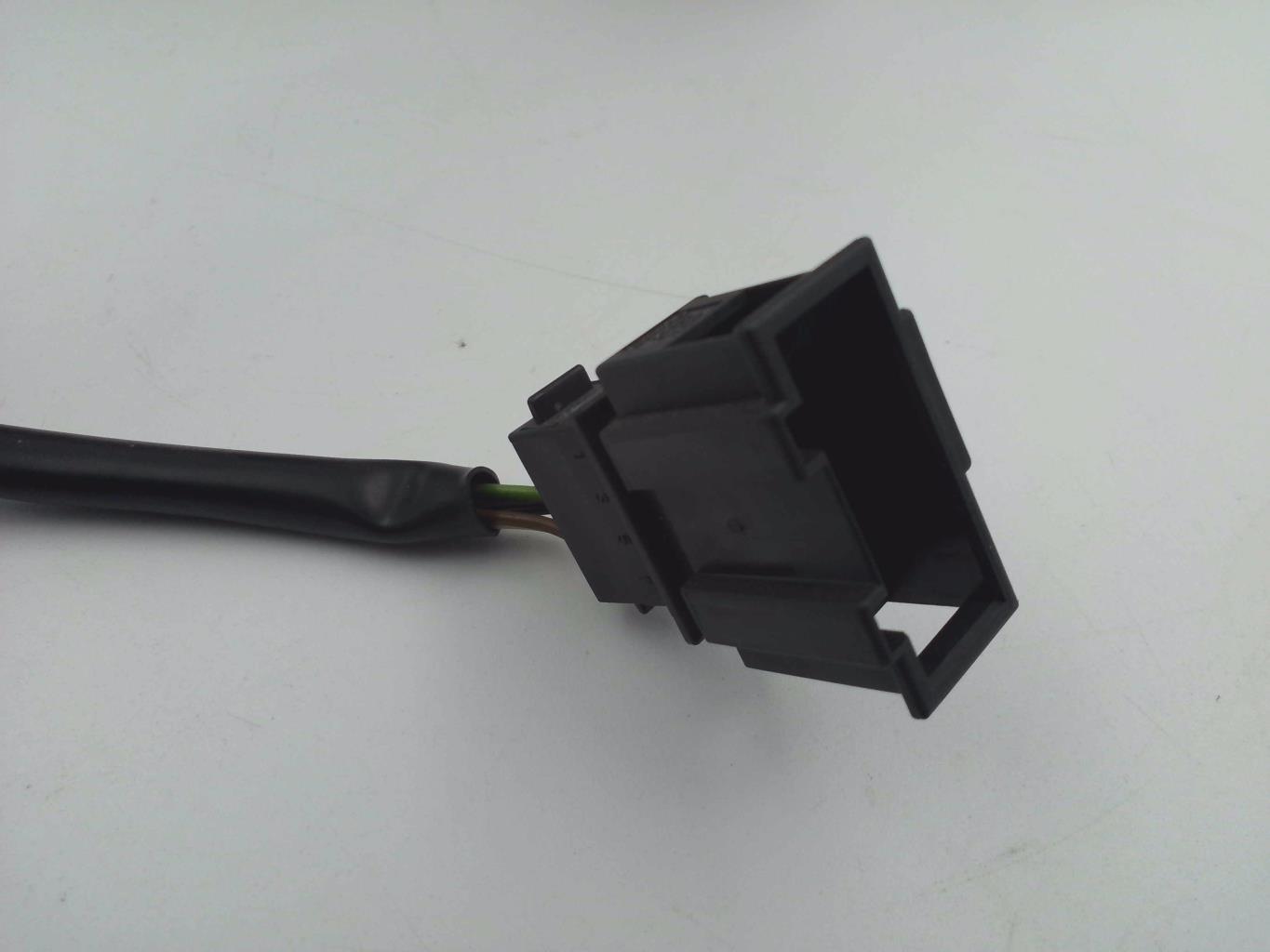 Retrovisor derecho SKODA FABIA 2 PHASE 1 BREAK Diésel - 1