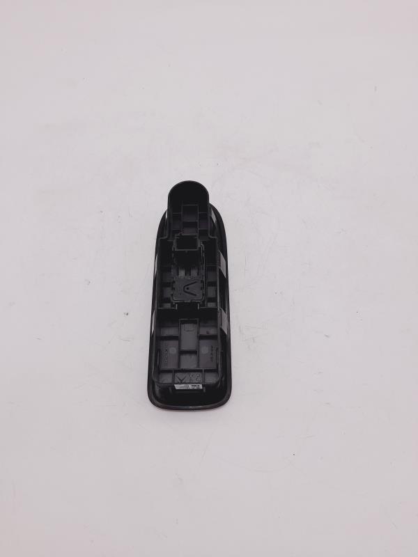 Interruttore lavacristalli anteriore destro CITROEN C3 2 PHASE 1 Diésel - 1