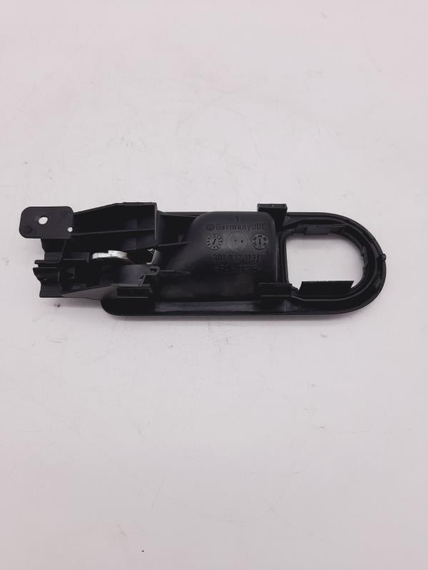 Maniglia interna anteriore sinistra VOLKSWAGEN GOLF 4 Gasolina - 1