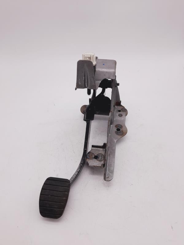 Pedale de frein RENAULT CLIO 4 PHASE 1 Diesel - 1