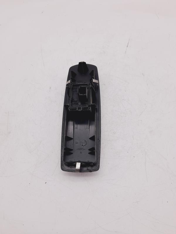 Interruttore lavacristalli anteriore destro RENAULT LAGUNA 3 PHASE 1 Diésel - 1