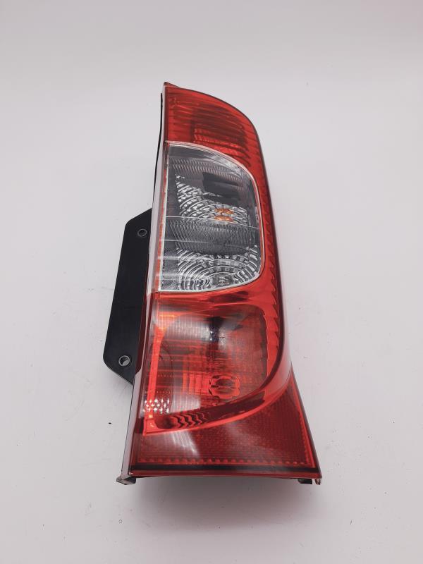Fanale posteriore principale destro (luci) PEUGEOT BIPPER Diésel - 1