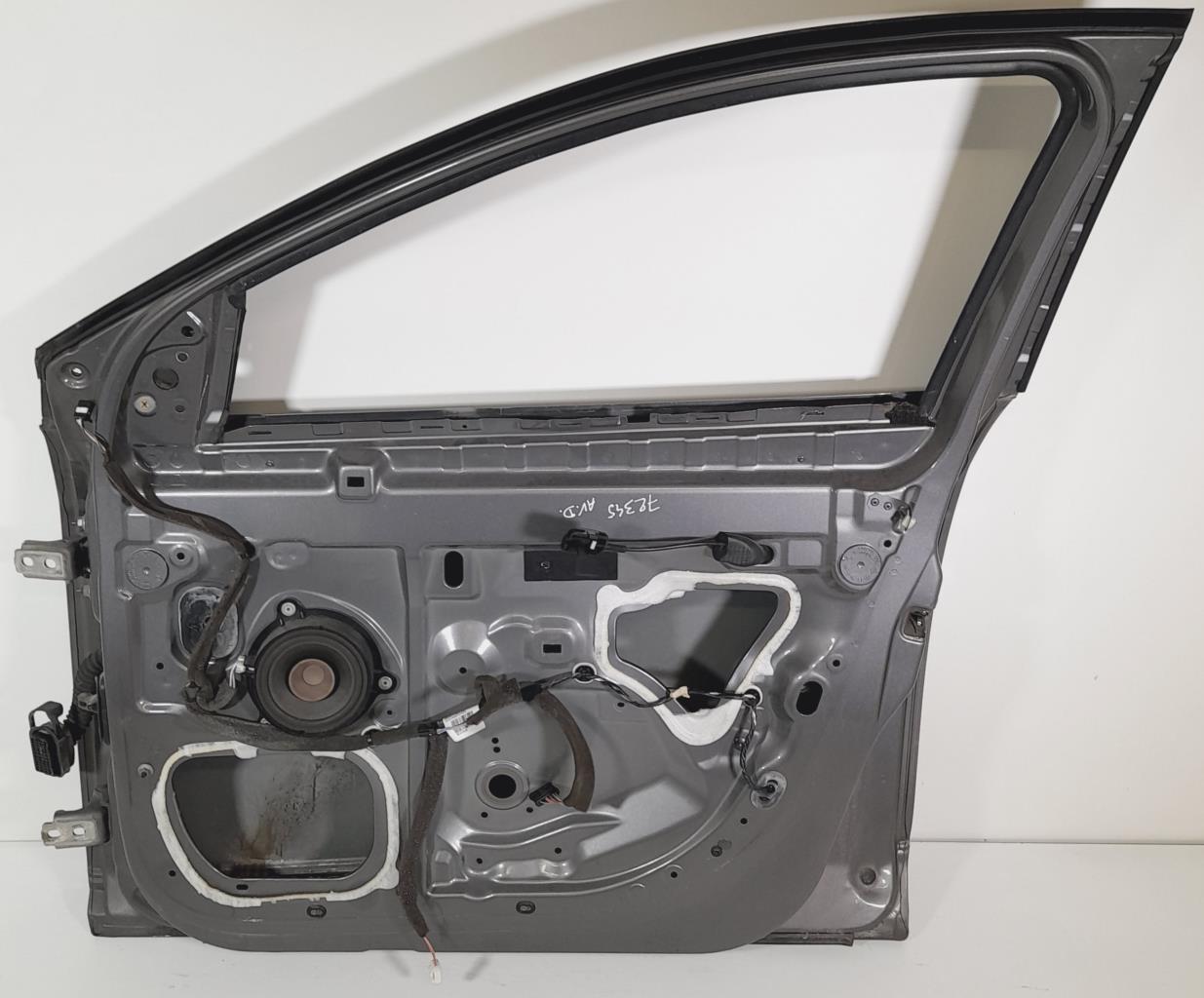 Portiera anteriore destra RENAULT MEGANE 3 PHASE 1 BREAK Diésel - 1
