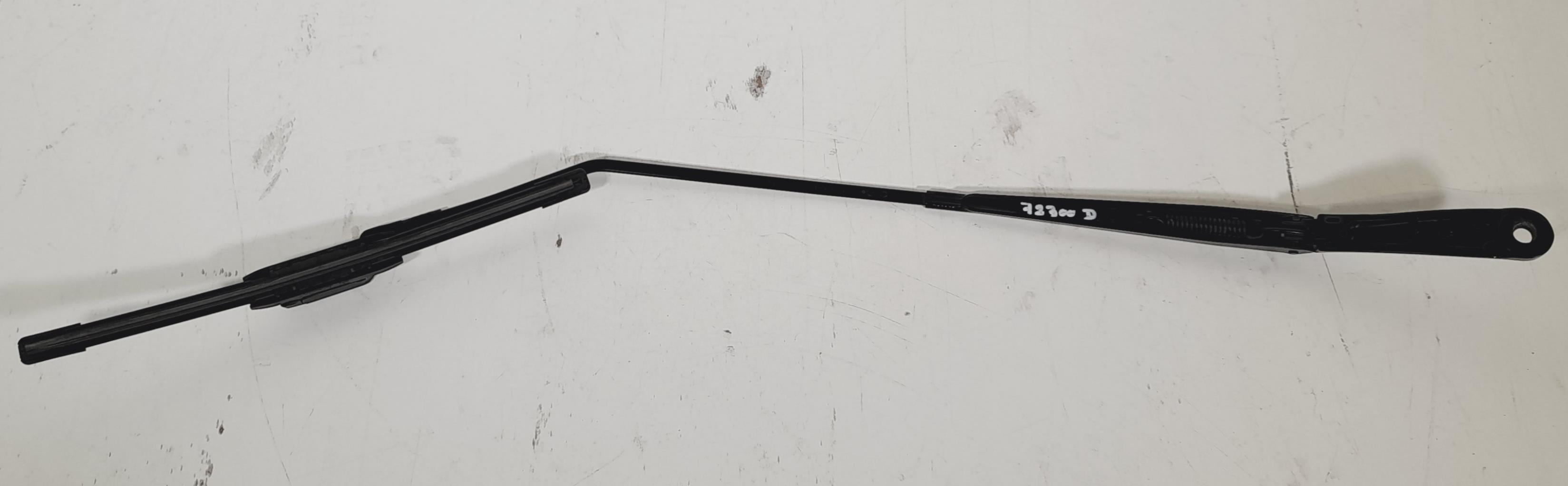 Braccio tergicristallo anteriore destro FORD FIESTA 7 Gasolina - 1