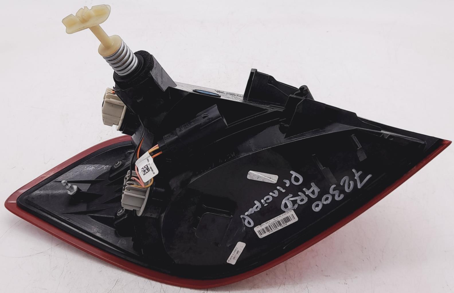 Fanale posteriore principale destro (luci) FORD FIESTA 7 Gasolina - 1