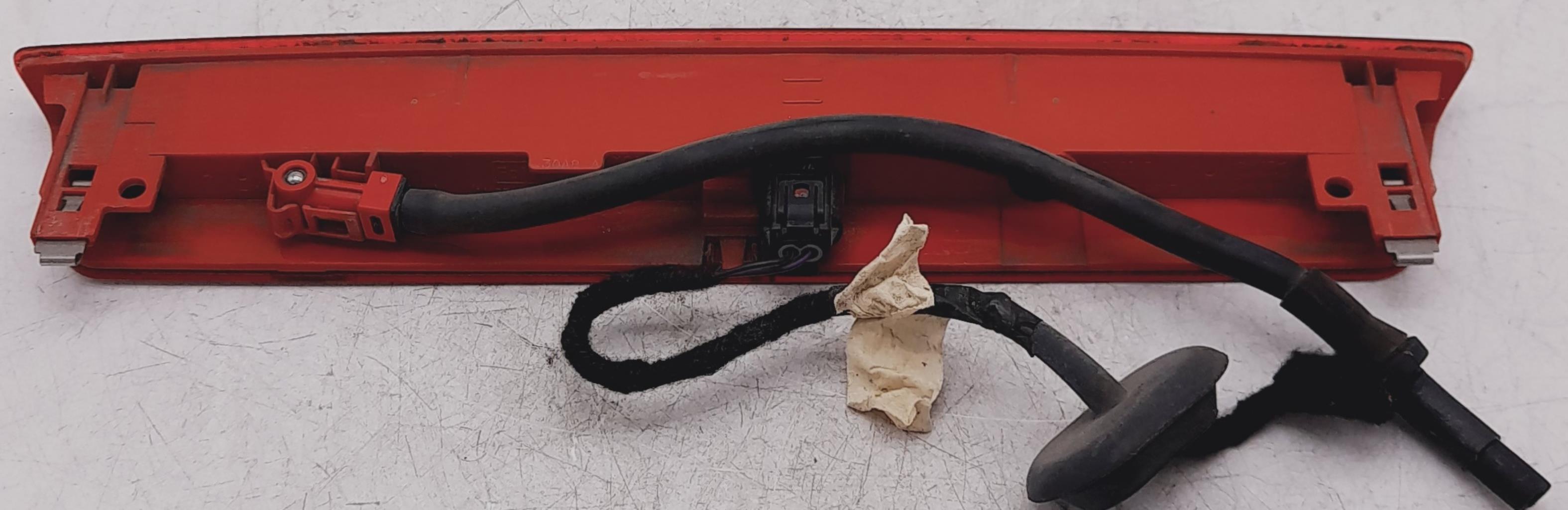 Luce stop centrale FORD FIESTA 7 Gasolina - 1