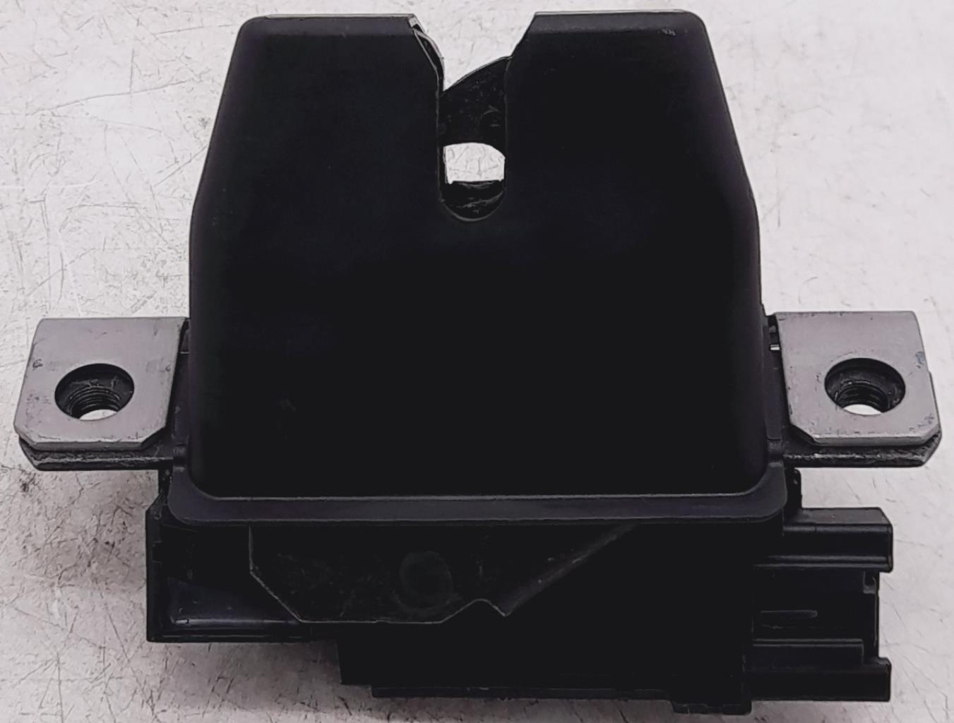 Serratura portellone posteriore FORD FIESTA 7 Gasolina - 1