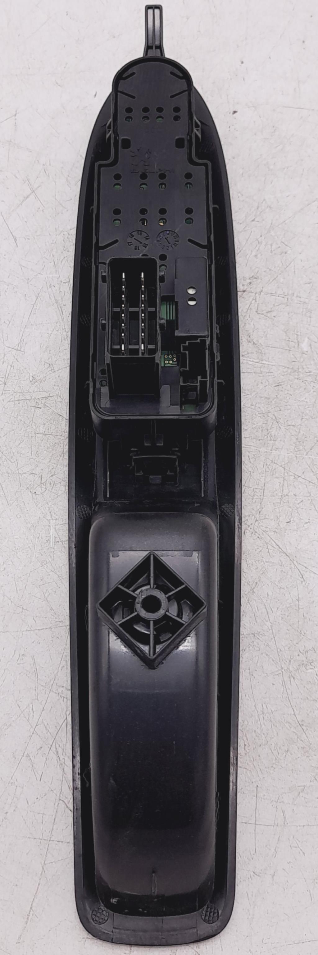 Interruttore lavacristalli anteriore sinistro DS DS3 PHASE 2 Diésel - 1
