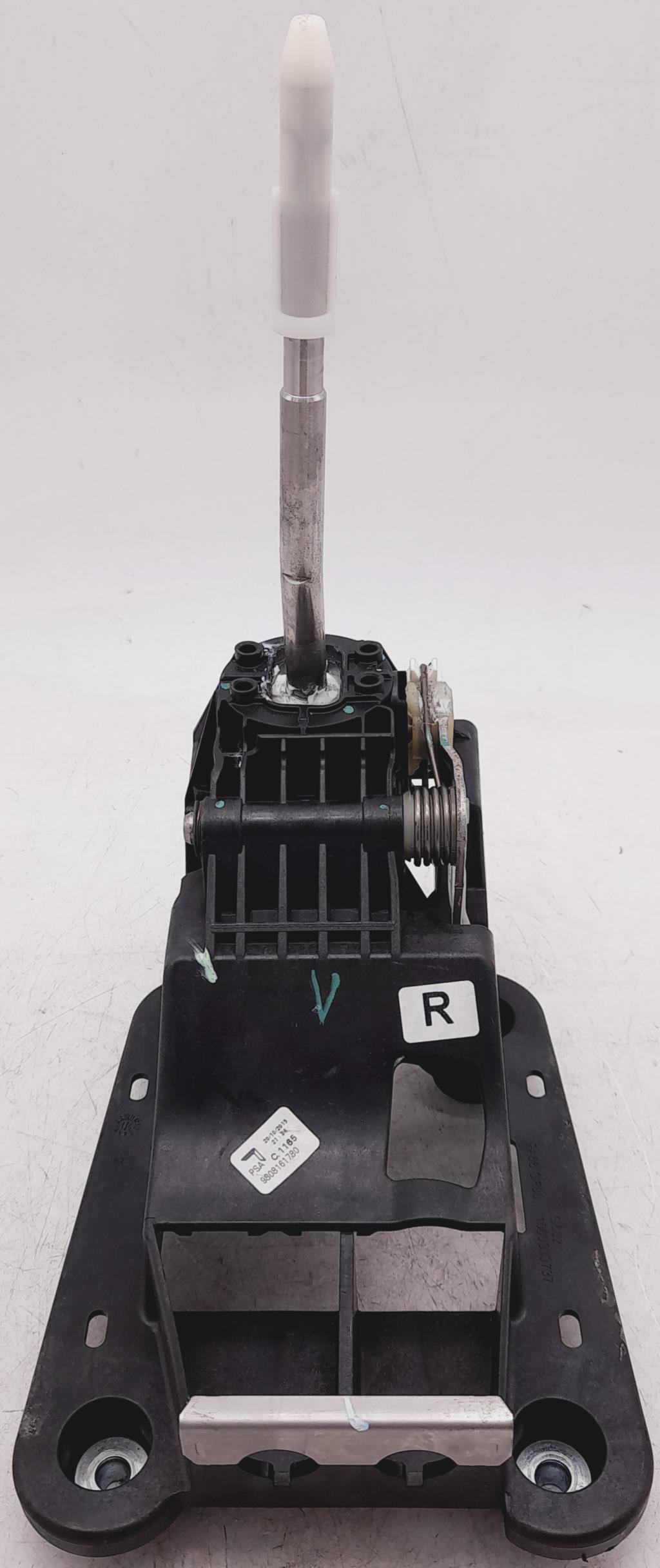 Levier de vitesses DS DS3 PHASE 2 Diesel - 1