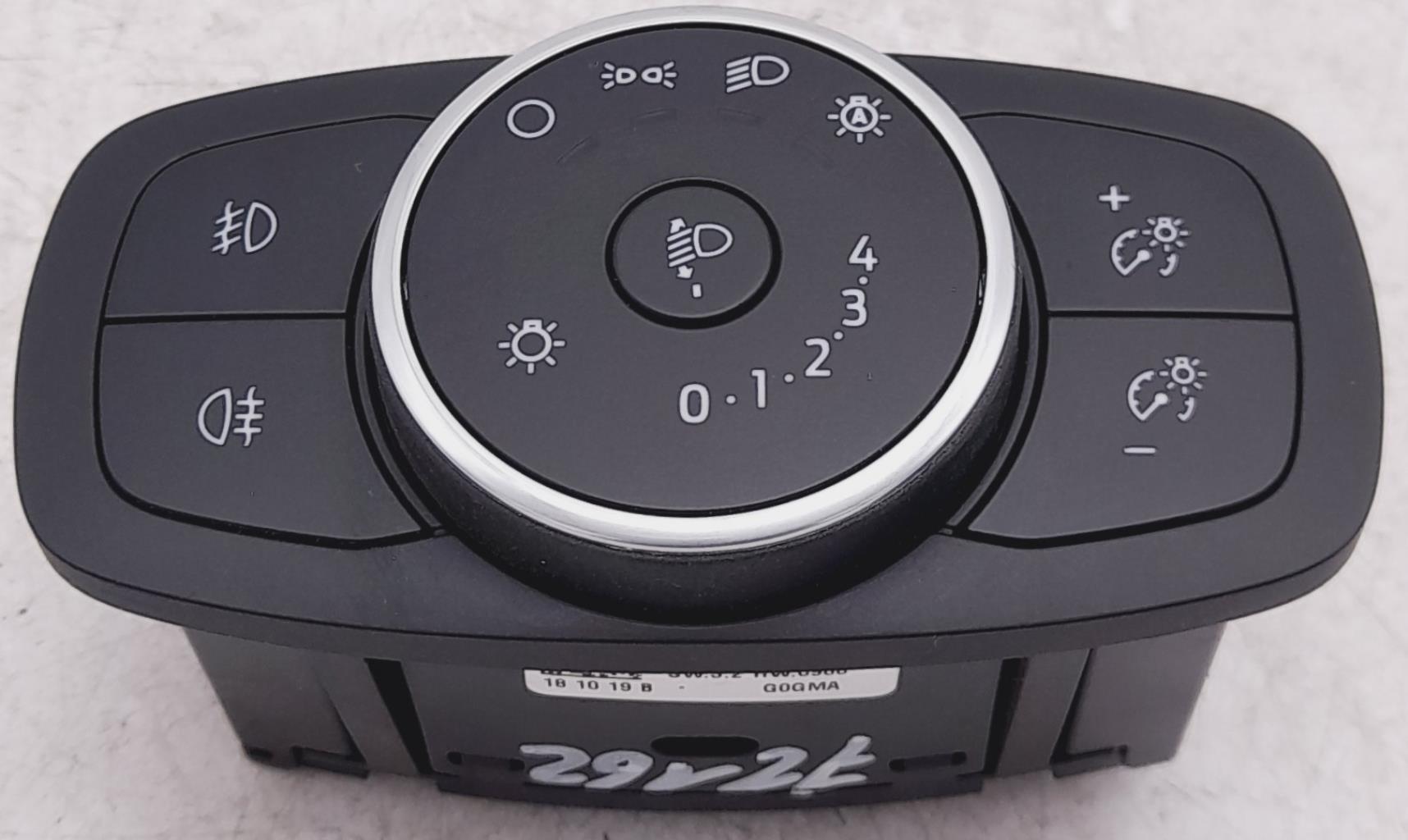 Commande de phare FORD FIESTA 7 PHASE 1 Essence - 1