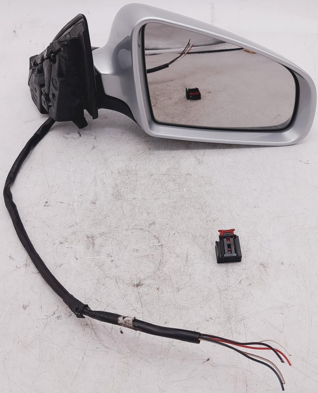 Retrovisor derecho AUDI A3 2 SPORTBACK PHASE 1 Diésel - 1