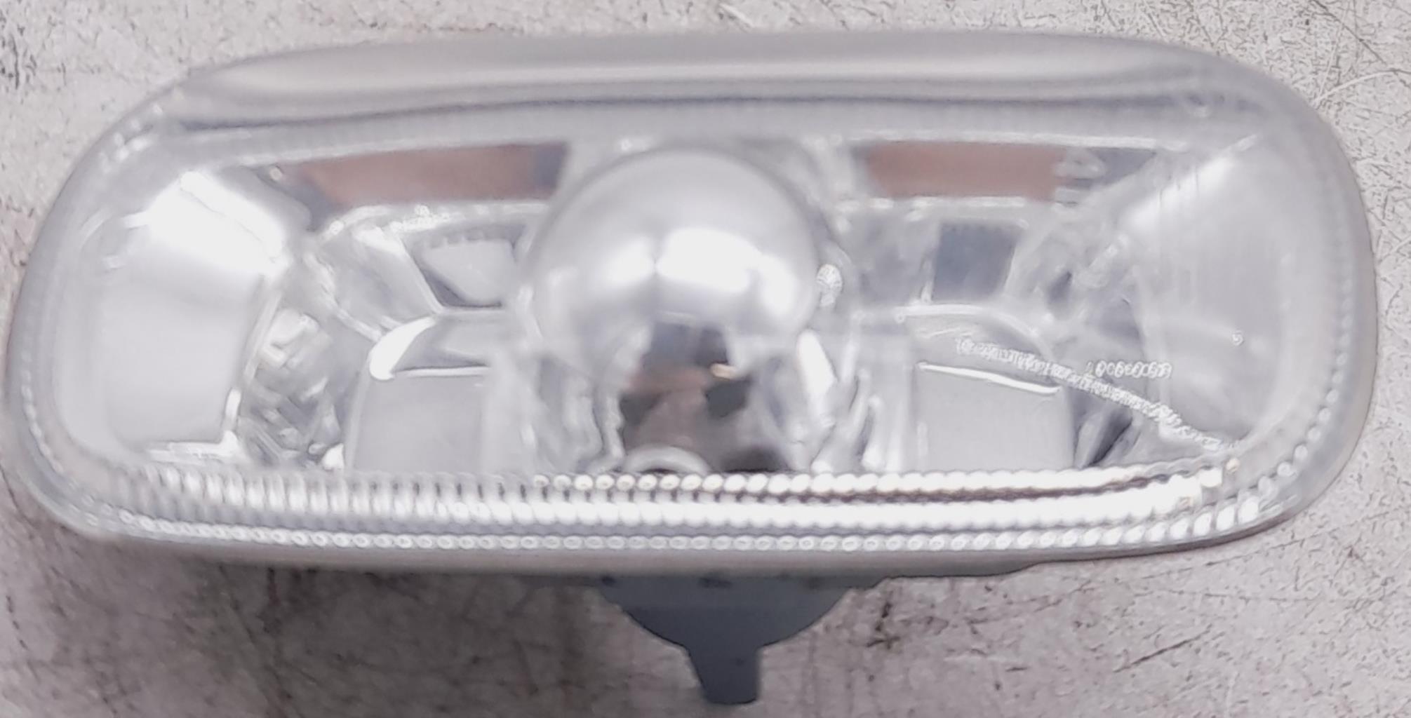 Ripetitore lampeggiante anteriore destro (Luci) AUDI A3 2 SPORTBACK PHASE 1 Diésel - 1