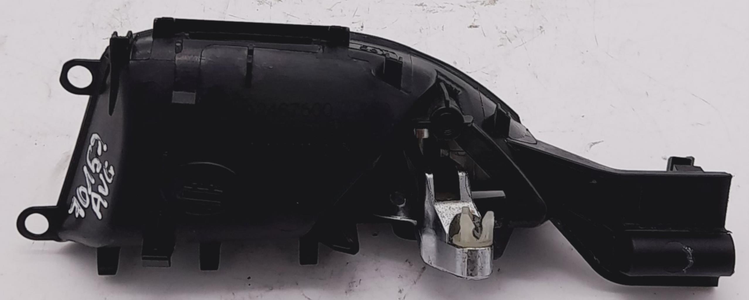 Maniglia interna anteriore sinistra MERCEDES CLASSE A 176 PHASE 1 Diésel - 1