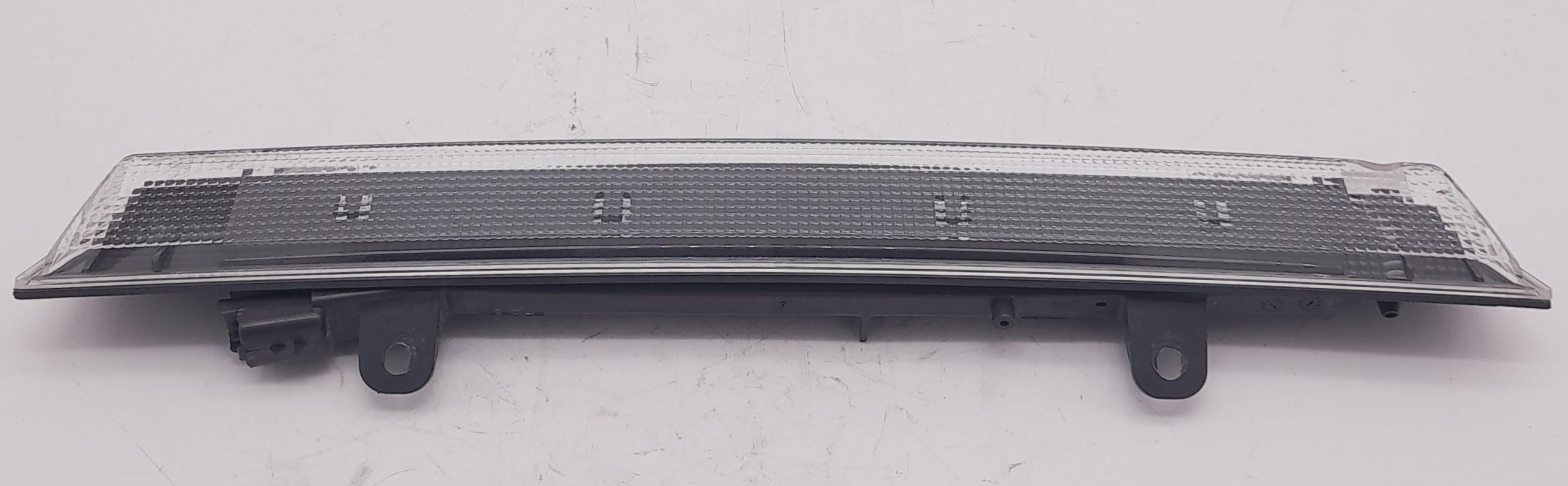 Feu arriere stop central CITROEN C4 CACTUS  - 1