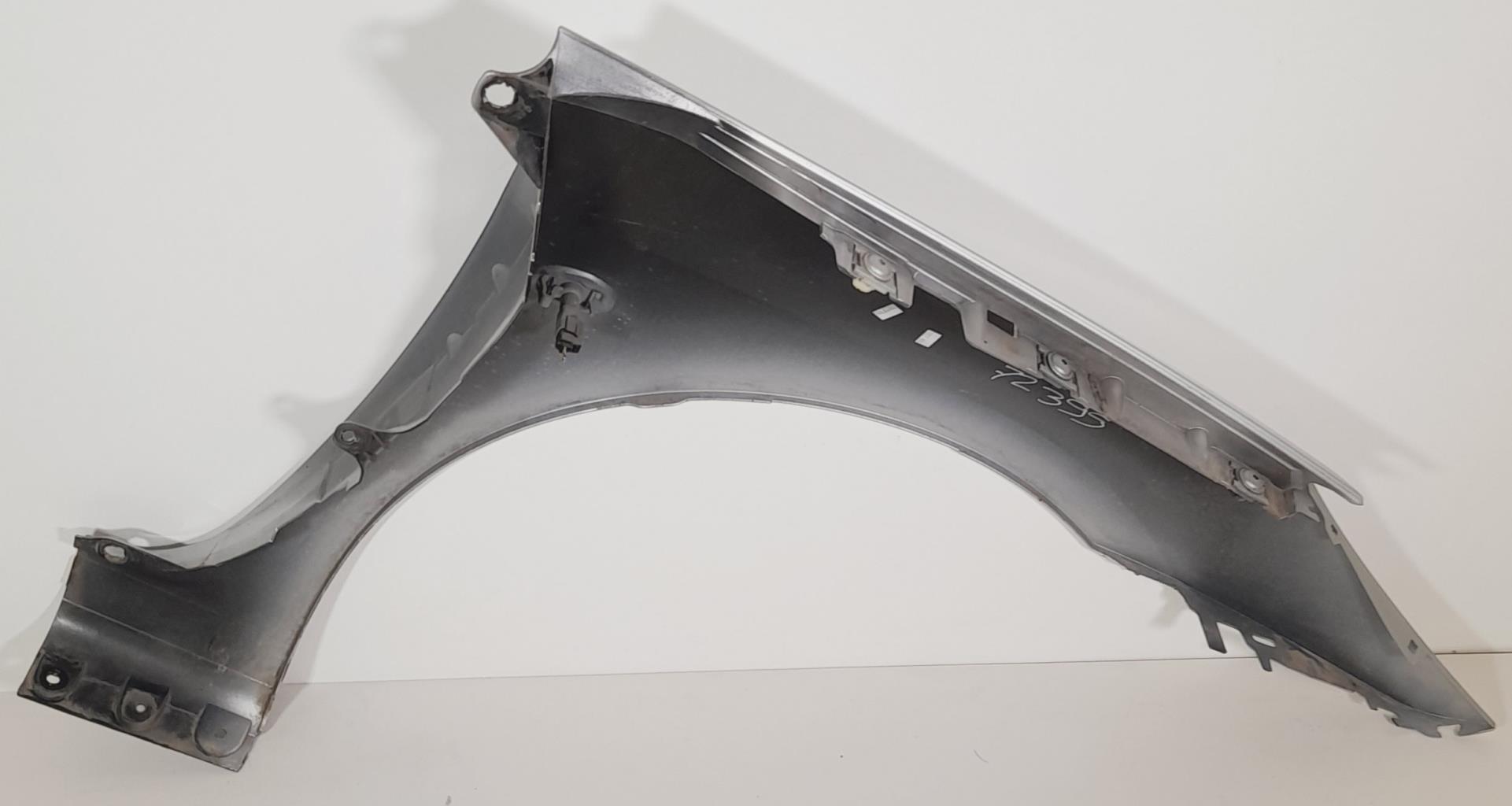 Parafango anteriore sinistro PEUGEOT 307 PHASE 2 BREAK Diésel - 1