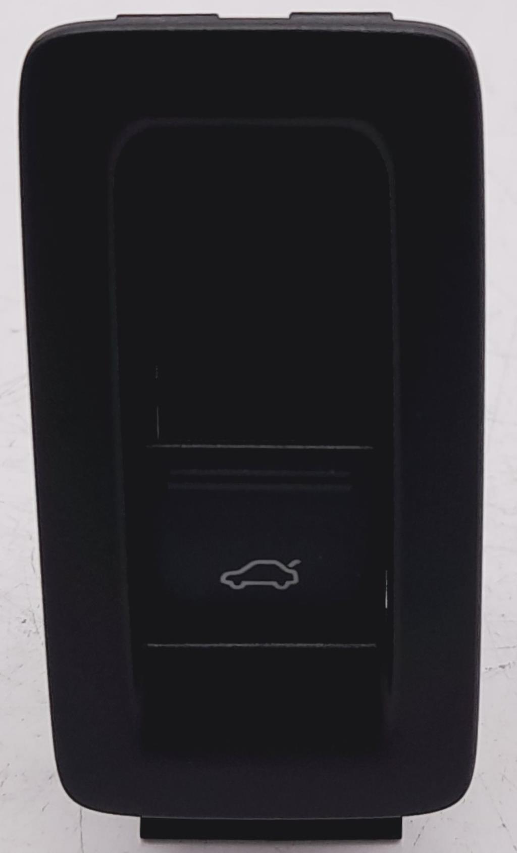 Attuatore serratura portellone posteriore VOLKSWAGEN SCIROCCO 3 PHASE 1 COUPE  - 1