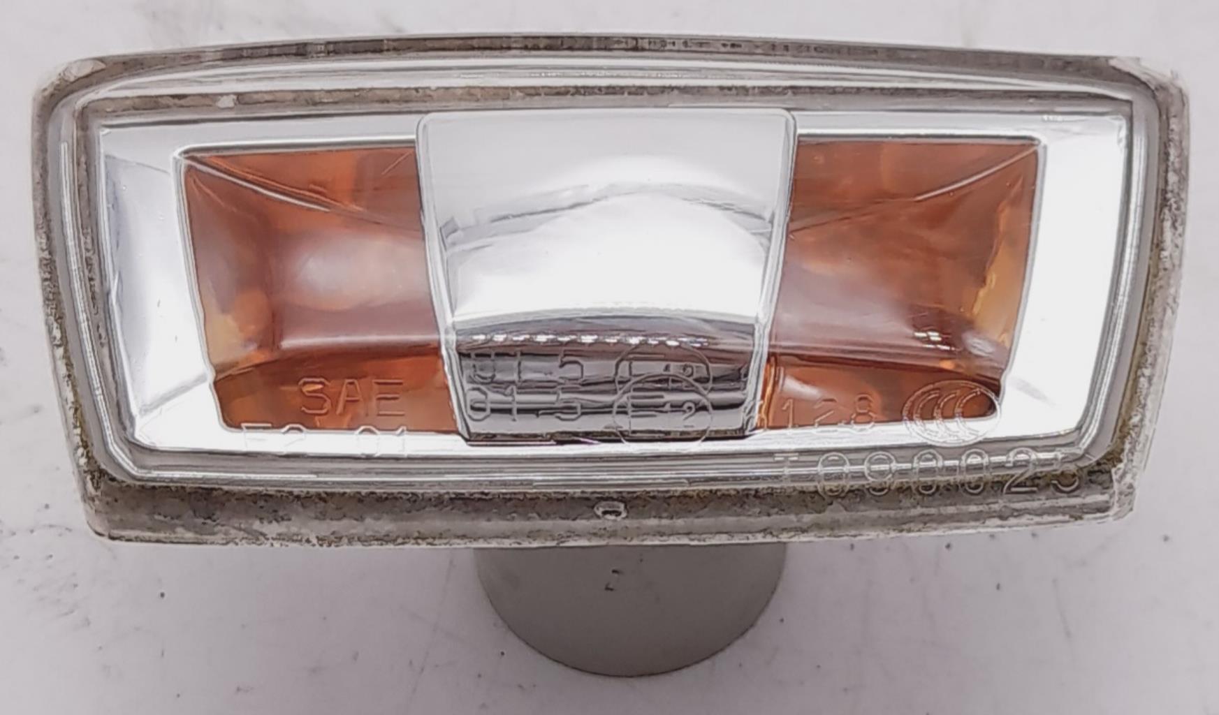 Ripetitore lampeggiante anteriore sinistro (Luci) OPEL CORSA E  - 1