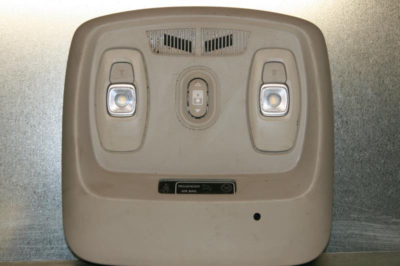 Eclairage de plafonnier RENAULT KADJAR PHASE 1 Diesel - 1