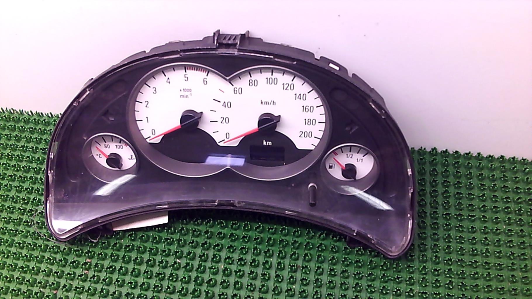 Compteur OPEL CORSA C PHASE 1 Diesel - 1