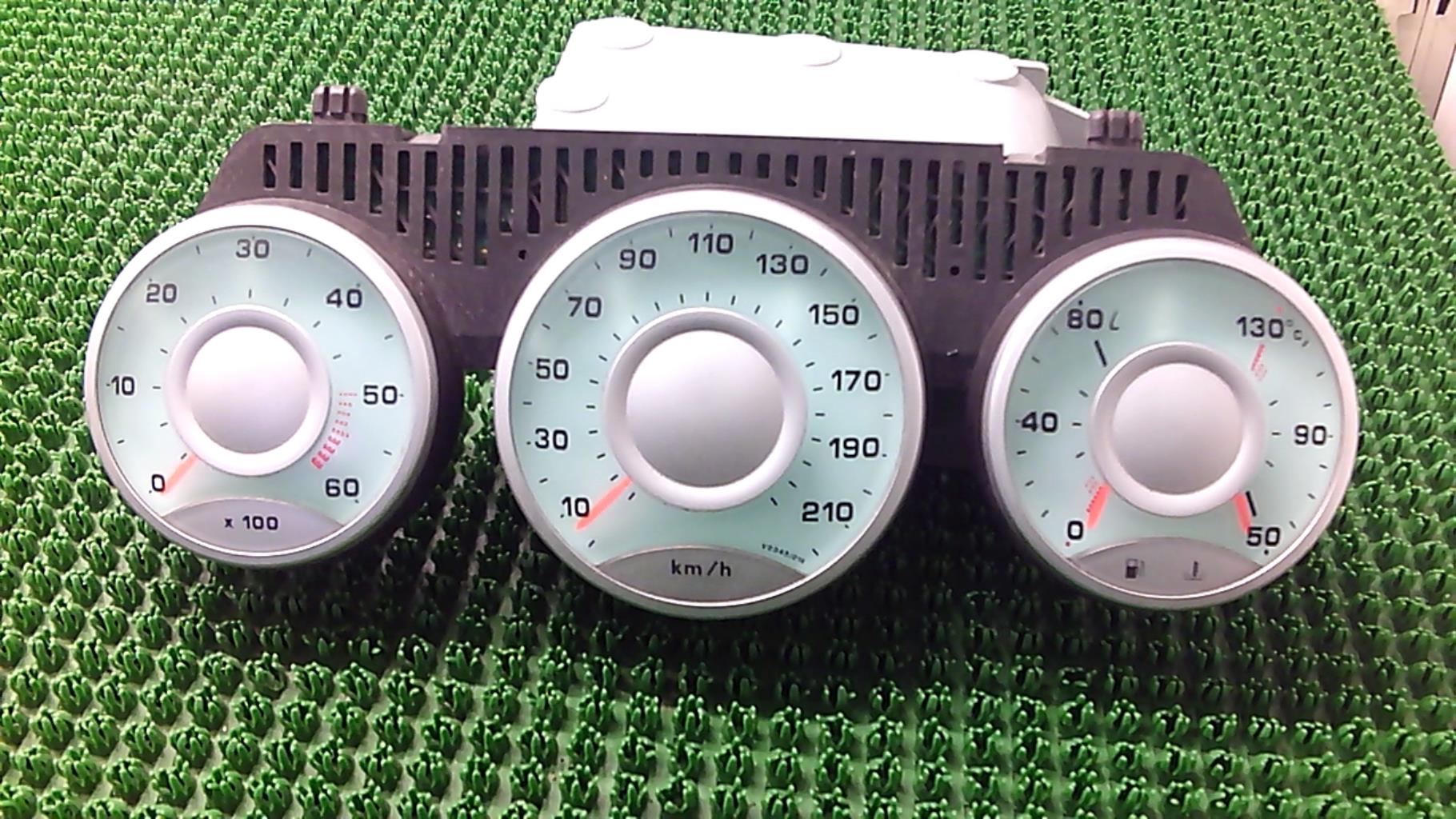 Compteur CITROEN C8 Diesel - 1