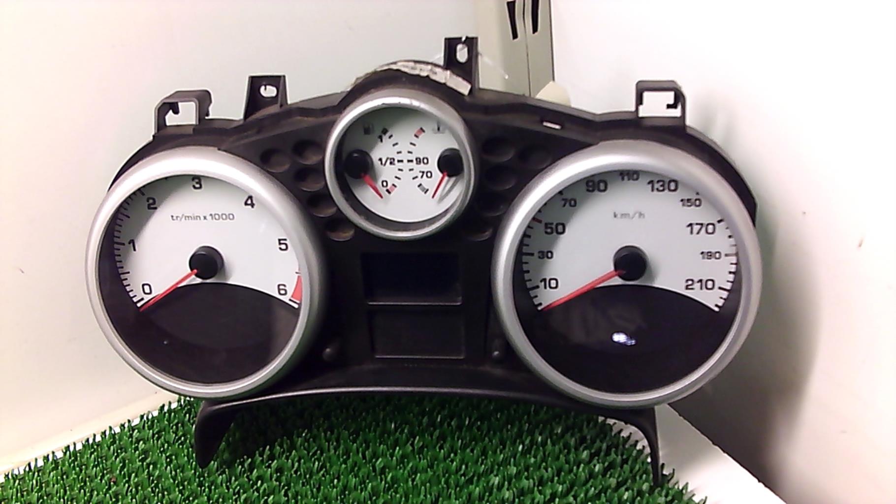 Compteur PEUGEOT 207 PHASE 1 Diesel - 1