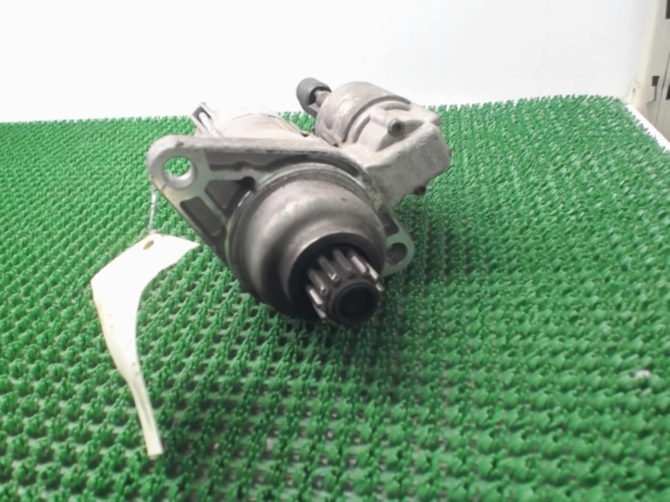 Demarreur VOLKSWAGEN GOLF 5 Diesel - 1