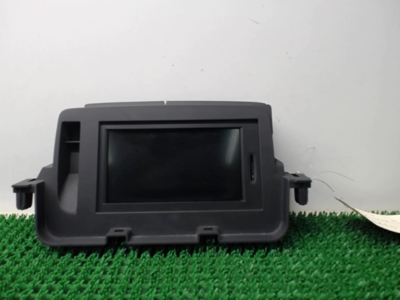 Ecran GPS RENAULT MEGANE 3 PHASE 1 Diesel - 1