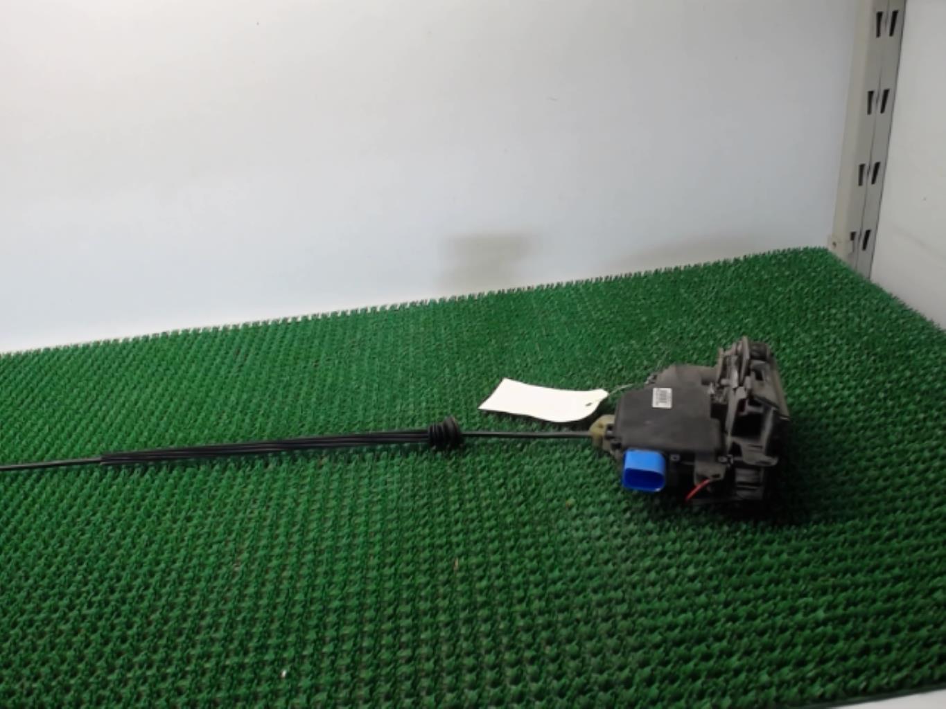 Serrure avant gauche SEAT IBIZA 3 Diesel - 1