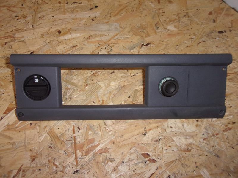 Console central (interieur plastique) FORD TRANSIT 2 PHASE 1 Diesel - 1