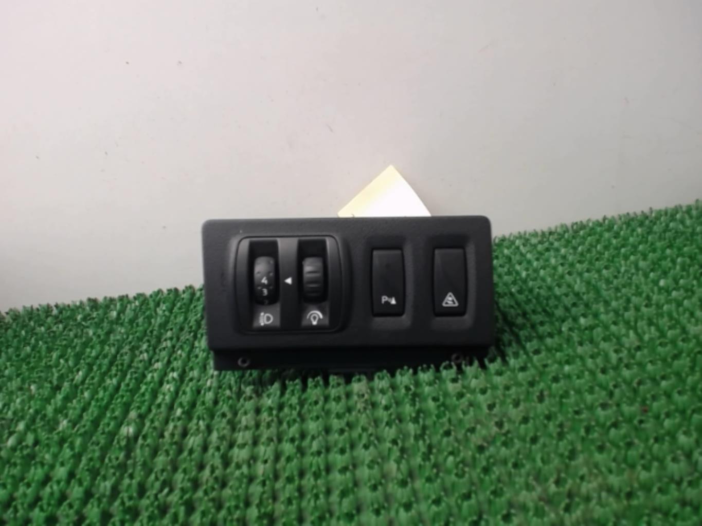 Commande de reglage hauteur de phare RENAULT LAGUNA 3 PHASE 1 Diesel - 1