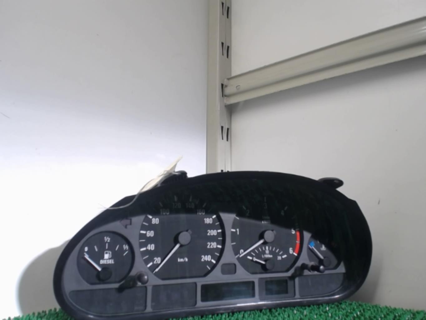 Compteur BMW SERIE 3 E46 TOURING PHASE 1 BREAK Diesel - 1