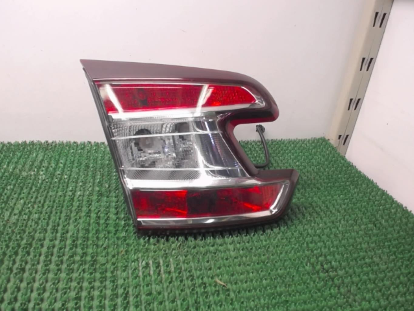 Feu arriere secondaire gauche (feux) RENAULT MEGANE 3 PHASE 1 BREAK Diesel - 1