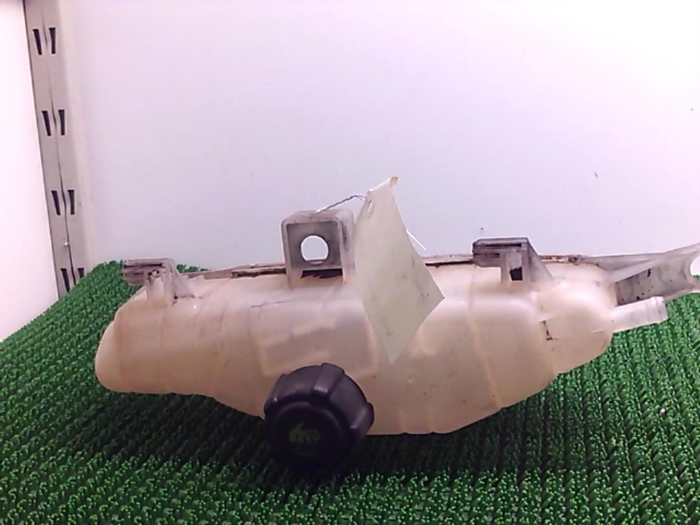 Vase d'expansion RENAULT CLIO 3 PHASE 2 Diesel - 1
