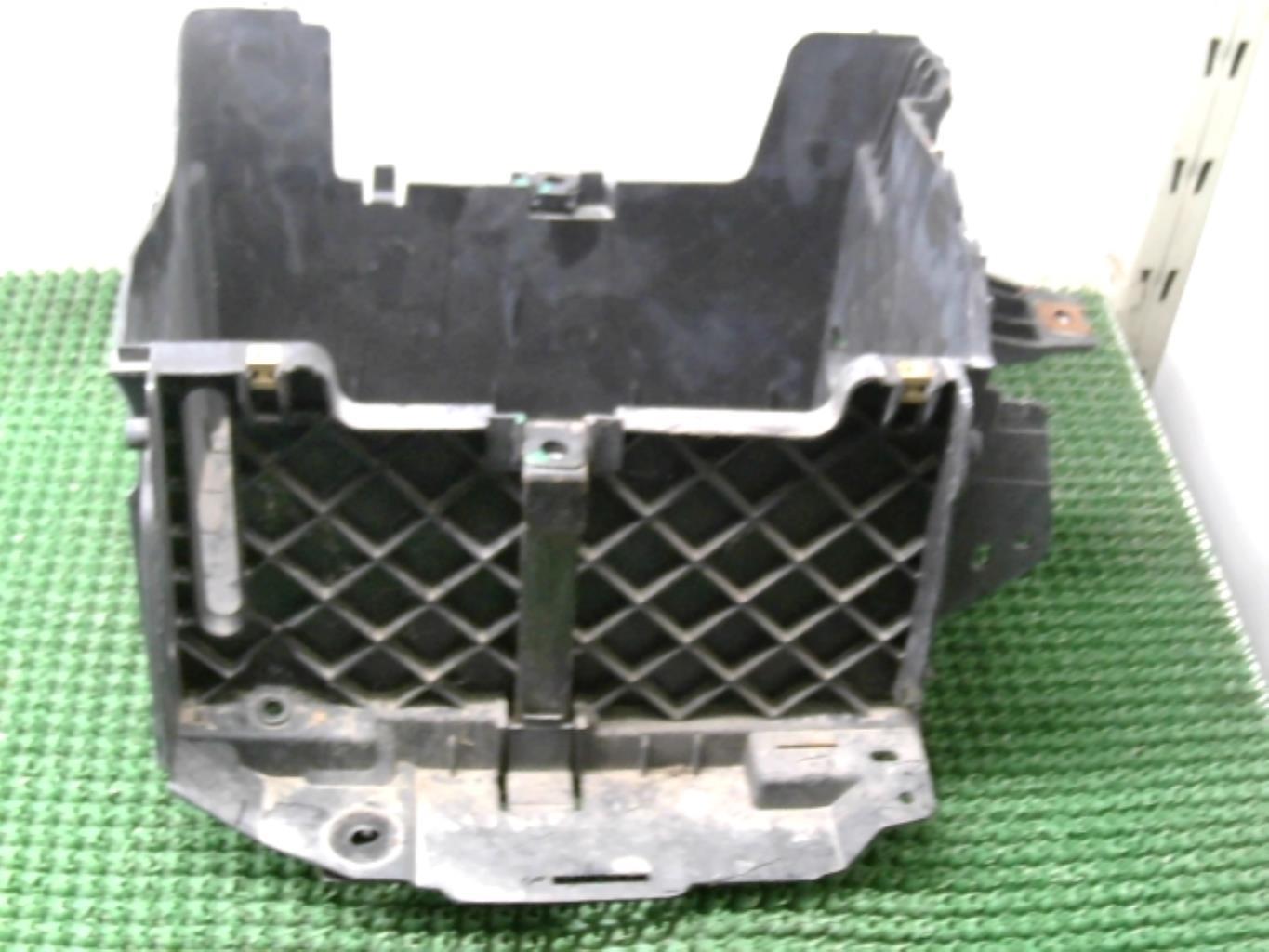 Coffre à batterie RENAULT MEGANE 3 PHASE 1 Diesel - 1