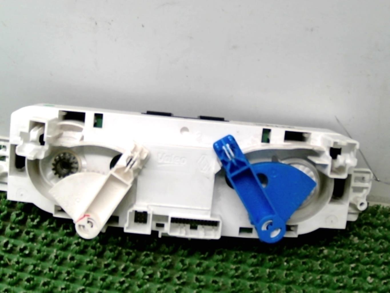 Commande chauffage RENAULT MEGANE 3 PHASE 1 Diesel - 1