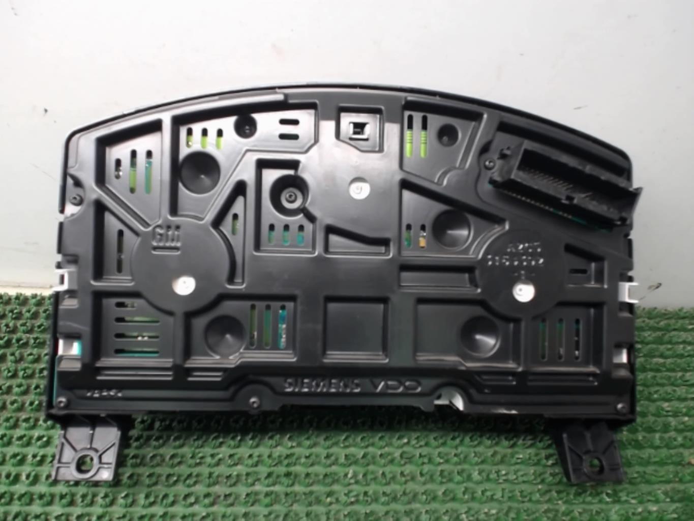 Compteur OPEL ZAFIRA B PHASE 2 Diesel - 1
