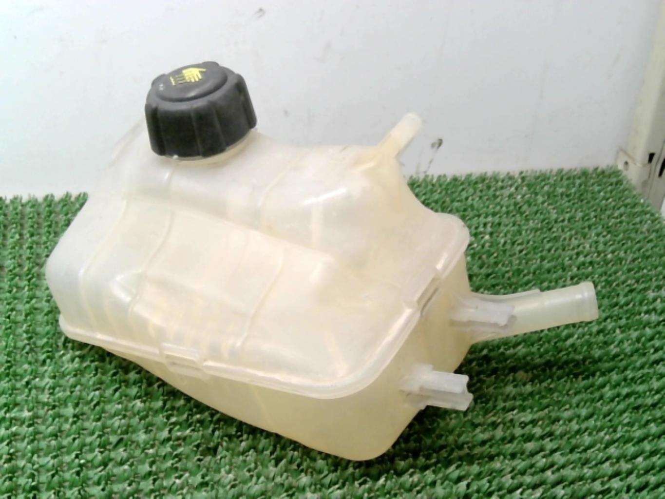 Vase d'expansion RENAULT MEGANE 3 PHASE 1 Diesel - 1