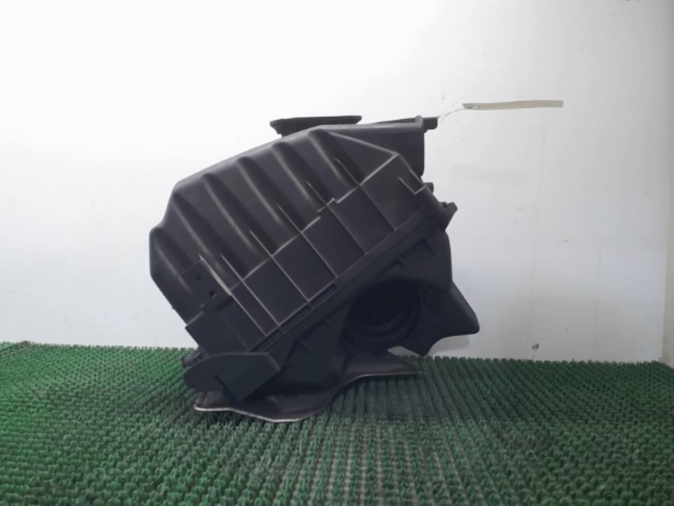 Boite a air AUDI A4 2 AVANT PHASE 2 BREAK Diesel - 1