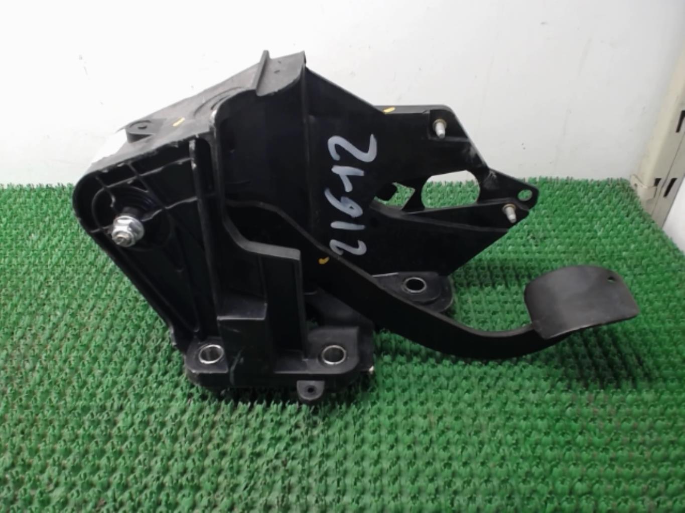 Pedale de frein RENAULT MASTER Diesel - 1