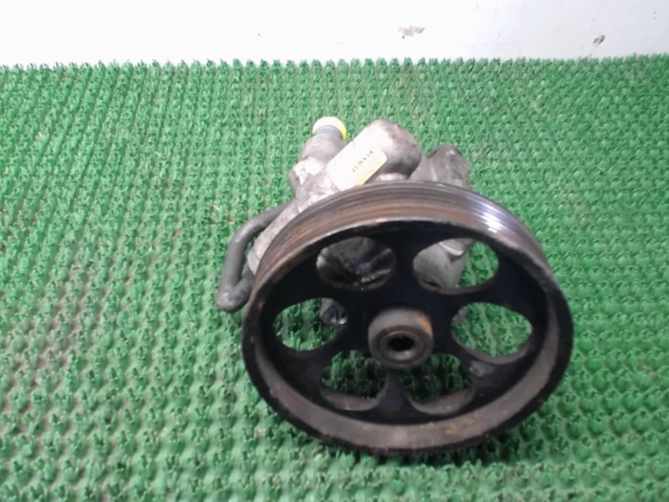 Pompe de direction RENAULT LAGUNA 1 PHASE 2 BREAK Diesel - 1