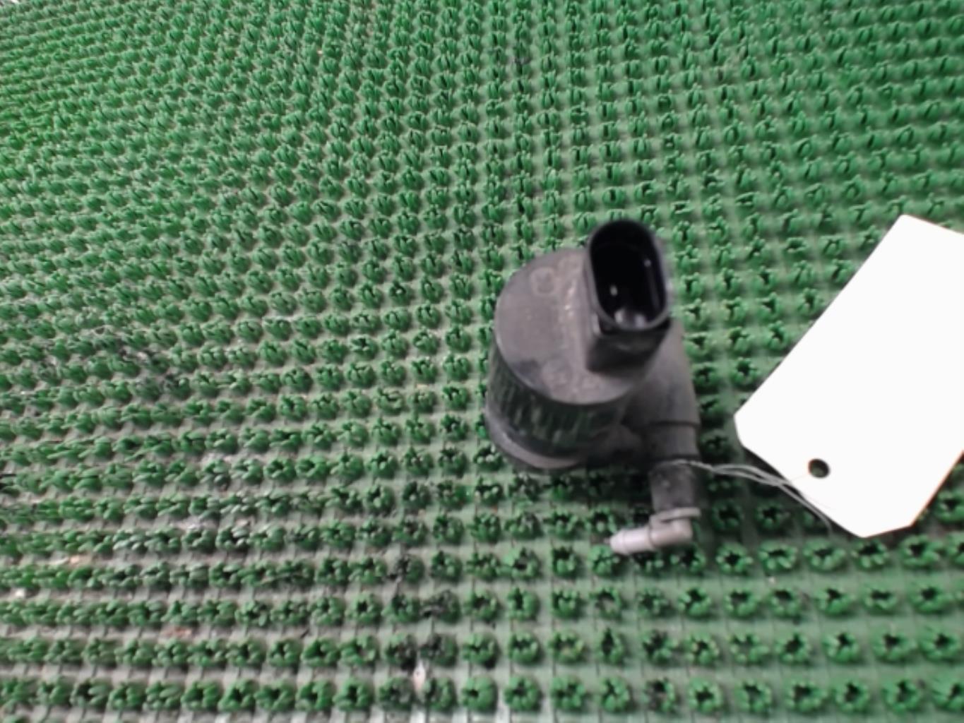 Pompe lave glace avant MINI MINI 2 R60 COUNTRYMAN BREAK Diesel - 1