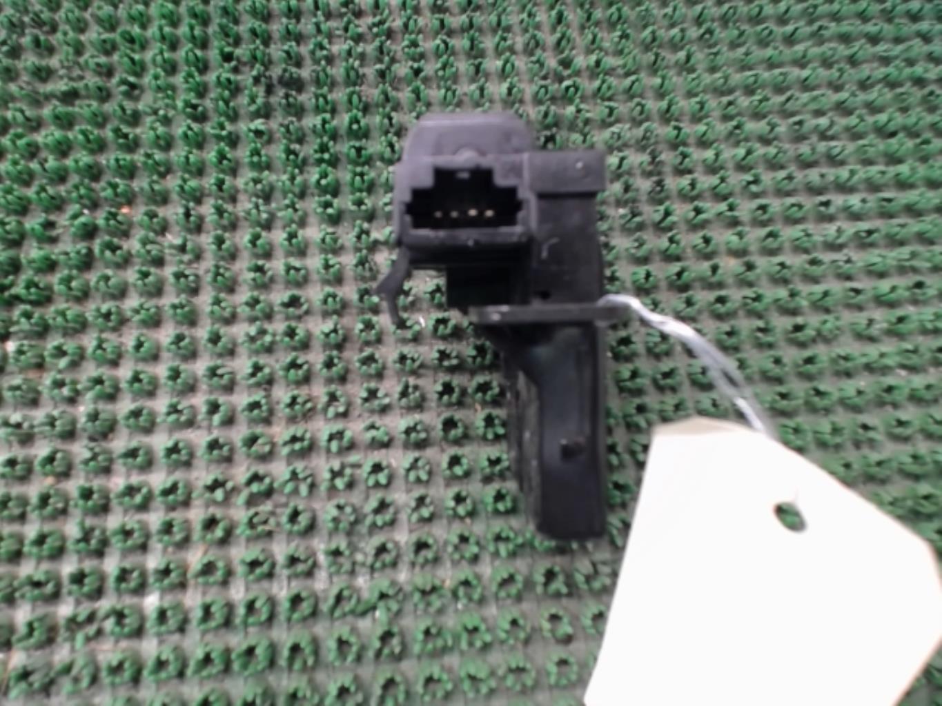 Serrure de hayon RENAULT CLIO 3 PHASE 2 Diesel - 1