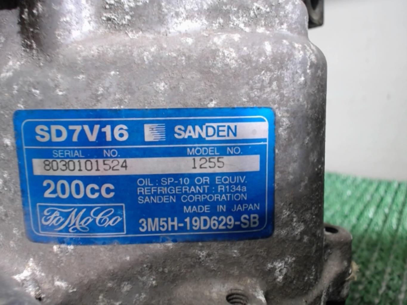 Compresseur clim VOLVO V 50 PHASE 1 BREAK Diesel - 1