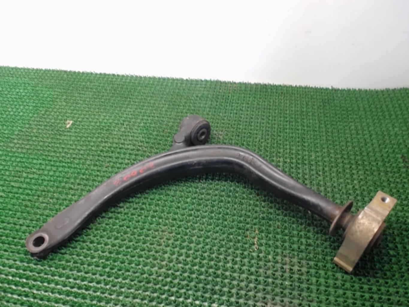 Triangle avant gauche RENAULT CLIO 2 PHASE 2 Essence - 1