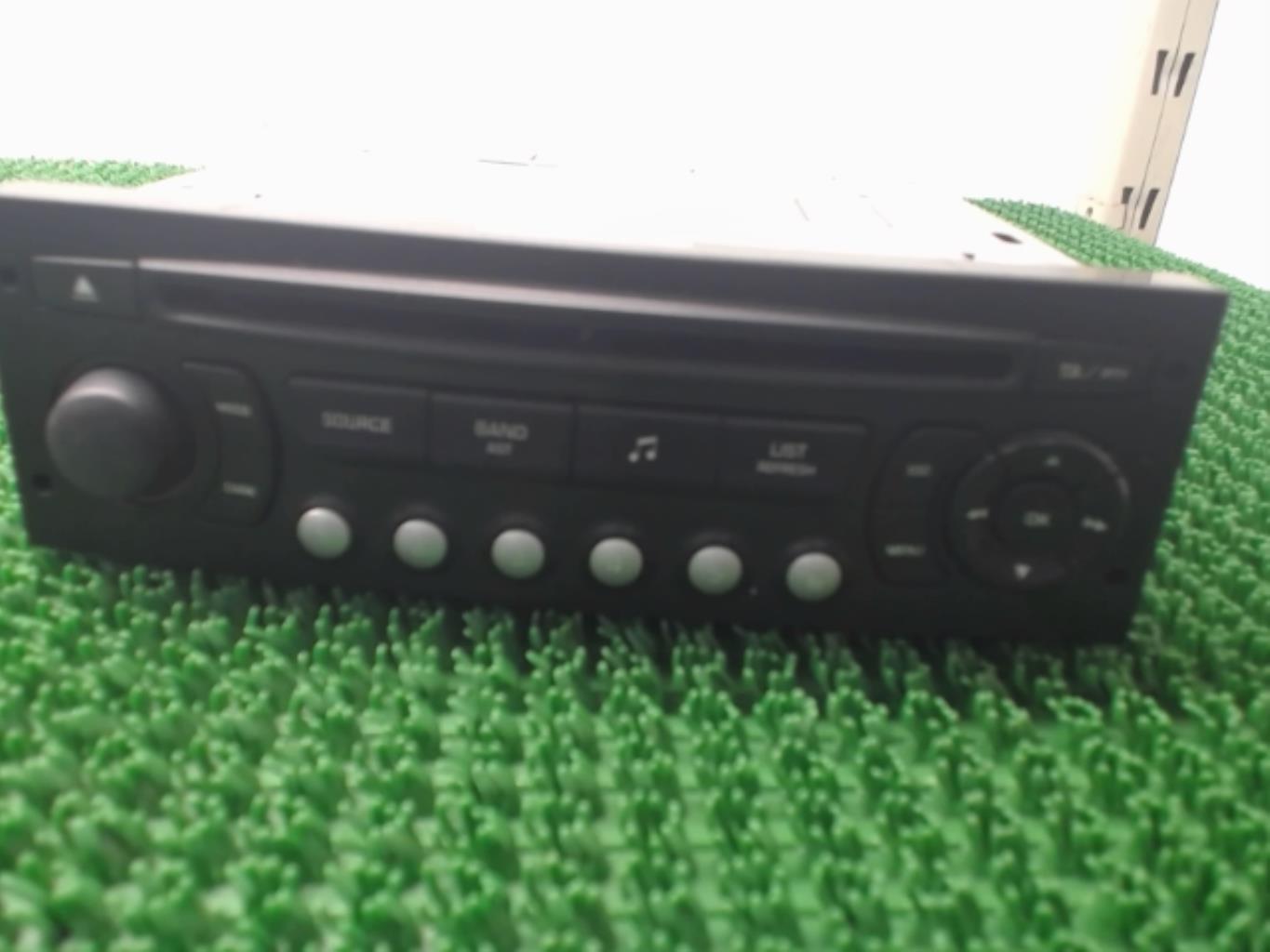 Autoradio d'origine CITROEN C4 1 PHASE 1 COUPE Diesel - 1