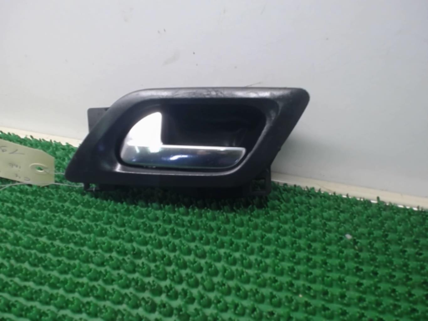 Poignee interieur avant gauche CITROEN C4 1 PHASE 1 COUPE Diesel - 1