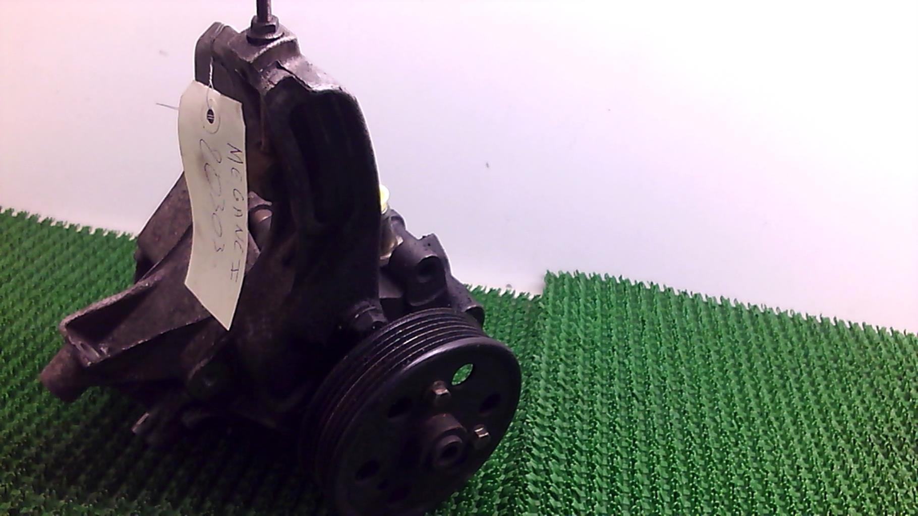 Pompe à vide RENAULT MEGANE 1 PHASE 1 Diesel - 1