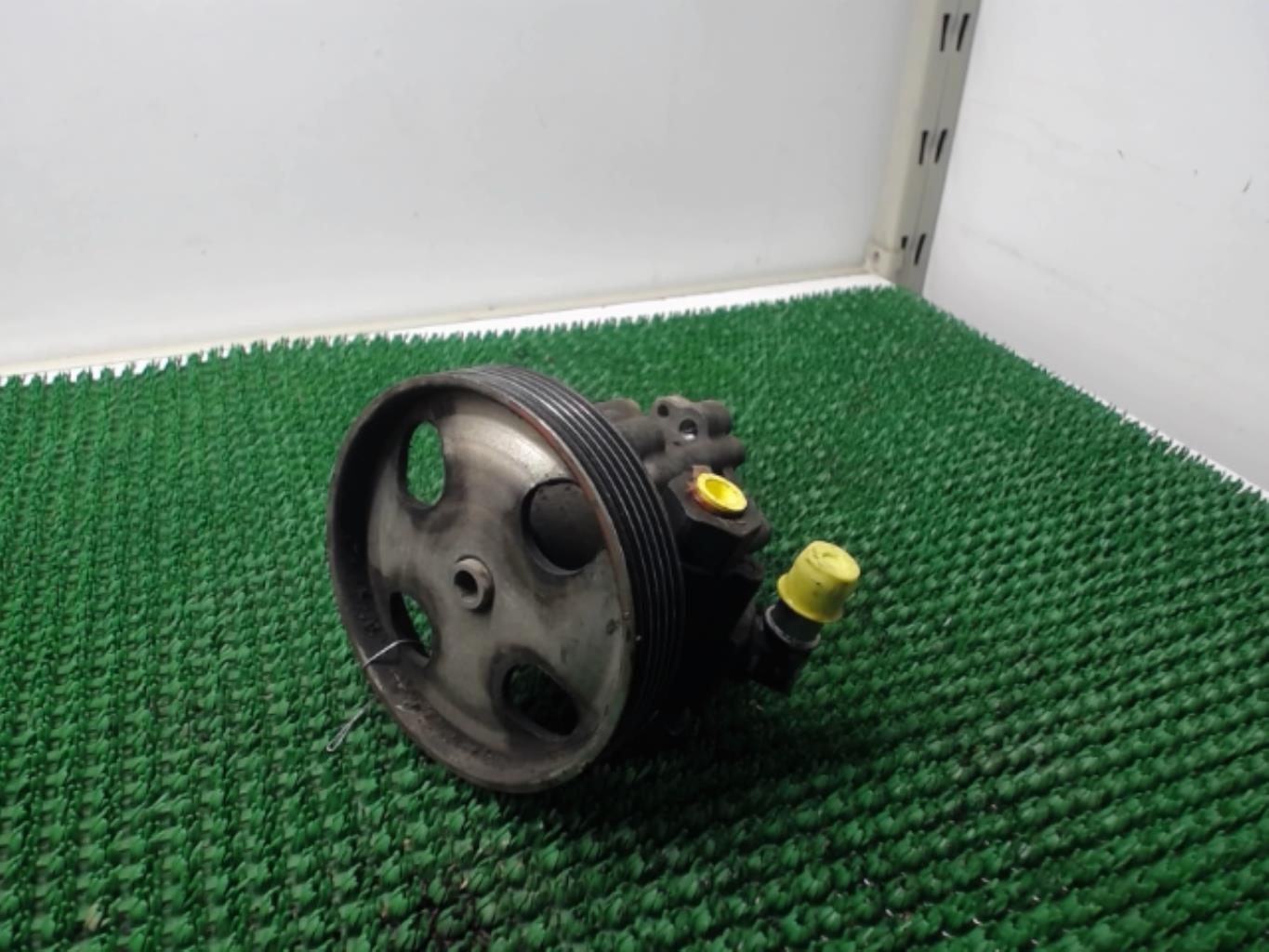 Pompe de direction PEUGEOT 406 PHASE 1 Diesel - 1