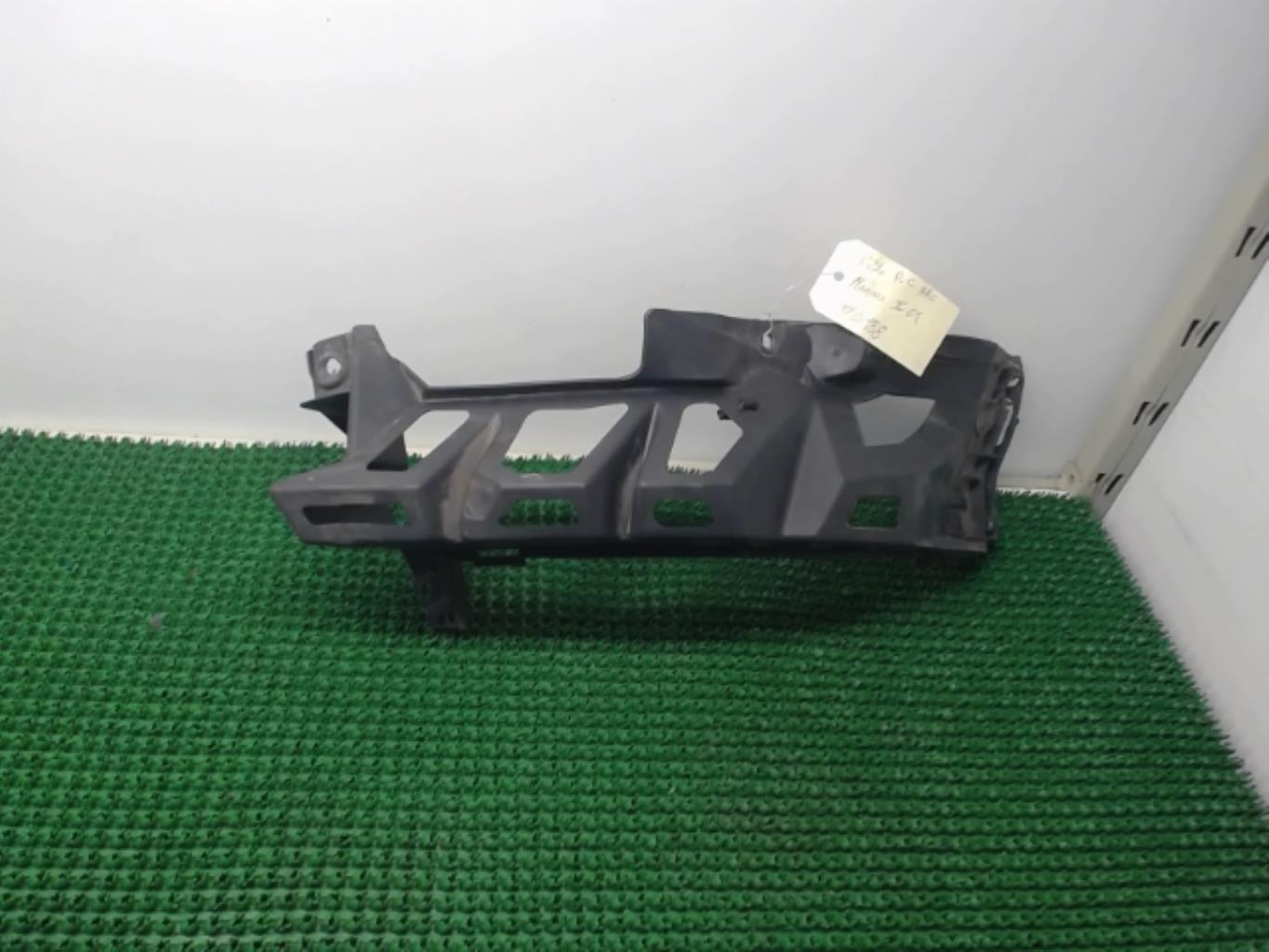 Support de pare chocs arriere RENAULT MEGANE 2 PHASE 2 Diesel - 1